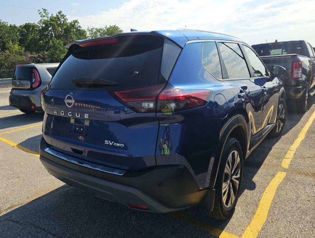 Used 2023 Nissan Rogue SV SUV