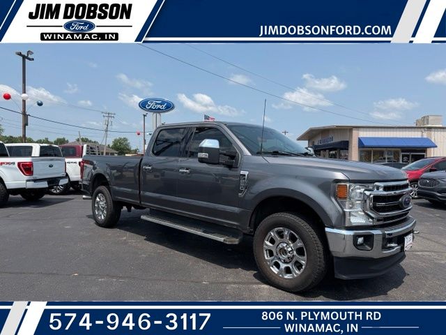 2022 Ford F-250SD Lariat Truck Crew Cab
