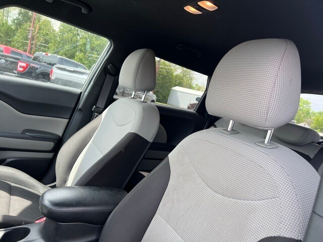2017 Kia Soul Base photo 3