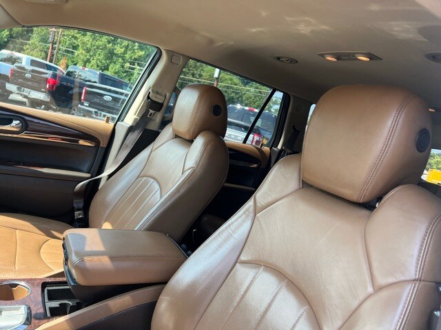 2014 Buick Enclave Leather photo 3
