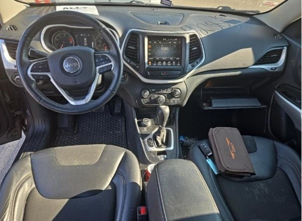 Used 2018 Jeep Cherokee Latitude Plus 4x4 SUV