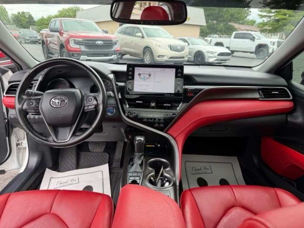 Used 2022 Toyota Camry Hybrid XSE Sedan