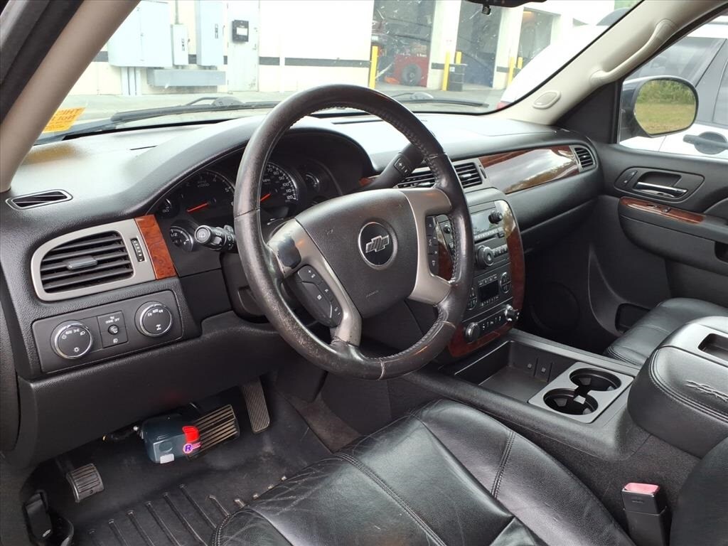 2013 Chevrolet Tahoe LT photo 4