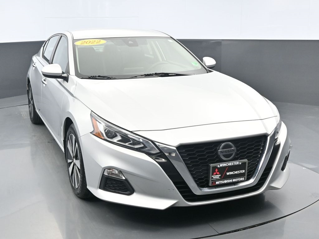 Used 2022 Nissan Altima SV with VIN 1N4BL4DV9NN353964 for sale in Winchester, VA