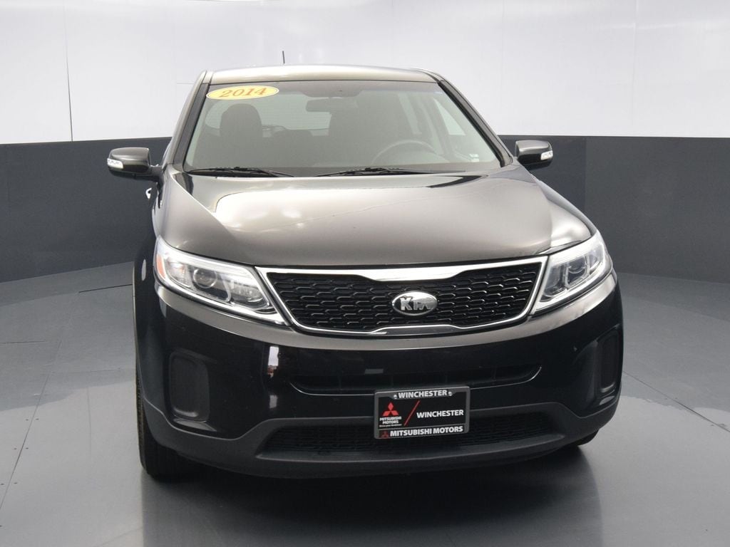 Used 2014 Kia Sorento LX with VIN 5XYKTCA64EG538691 for sale in Winchester, VA