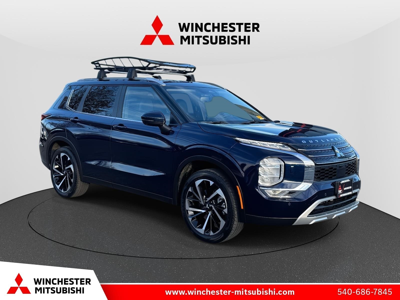 2024 Mitsubishi Outlander SE's photo