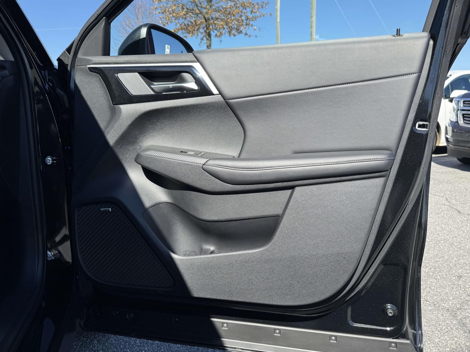 2026 Mitsubishi Outlander SE - Photo 7