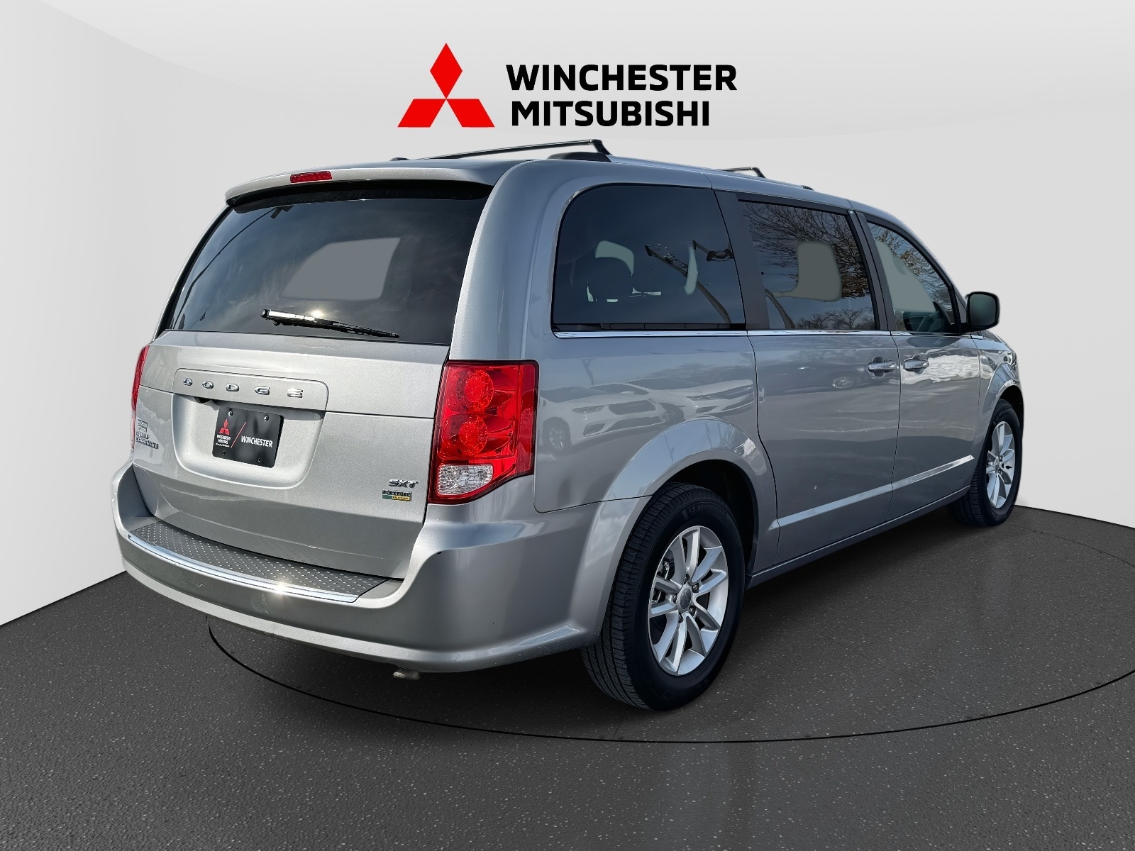 Used 2019 Dodge Grand Caravan SXT with VIN 2C4RDGCG1KR544917 for sale in Winchester, VA