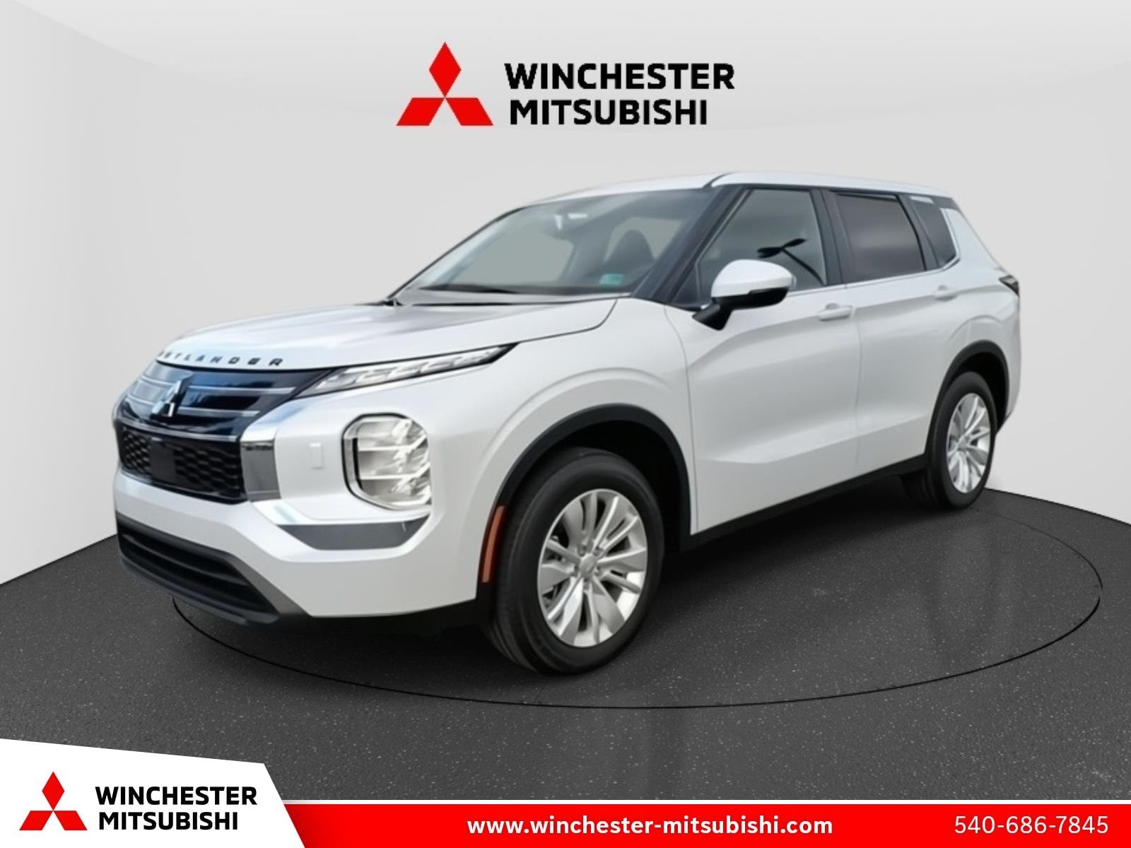 2025 Mitsubishi Outlander ES's photo