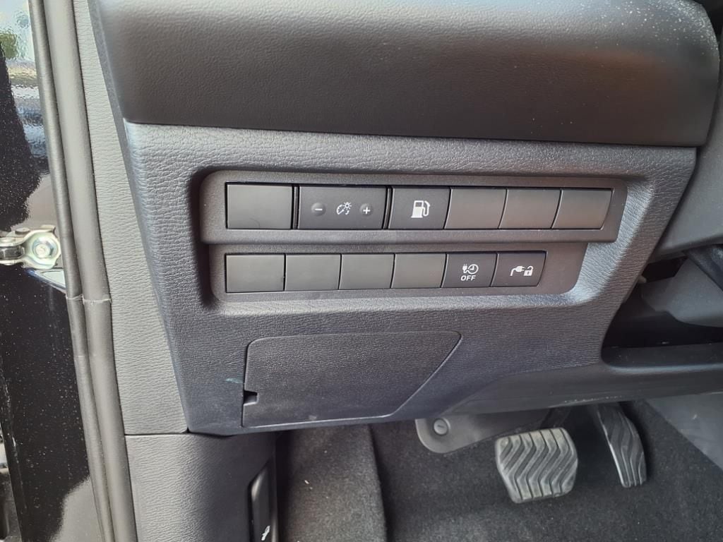 2025 Mitsubishi Outlander Plug-in Hybrid ES - Photo 24
