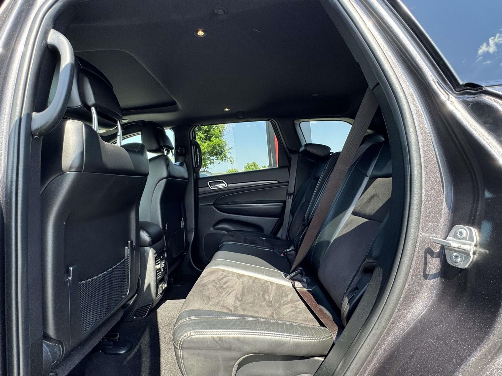 2021 Jeep Grand Cherokee Laredo X - Photo 12