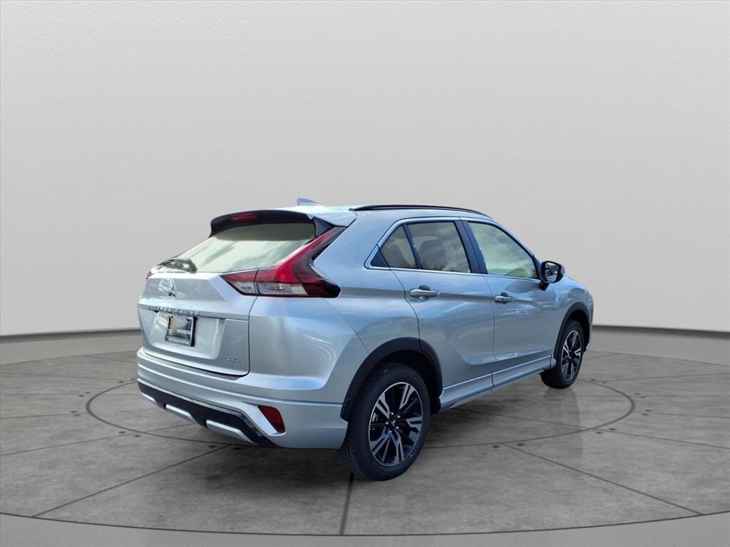 2026 Mitsubishi Eclipse Cross SEL photo 4