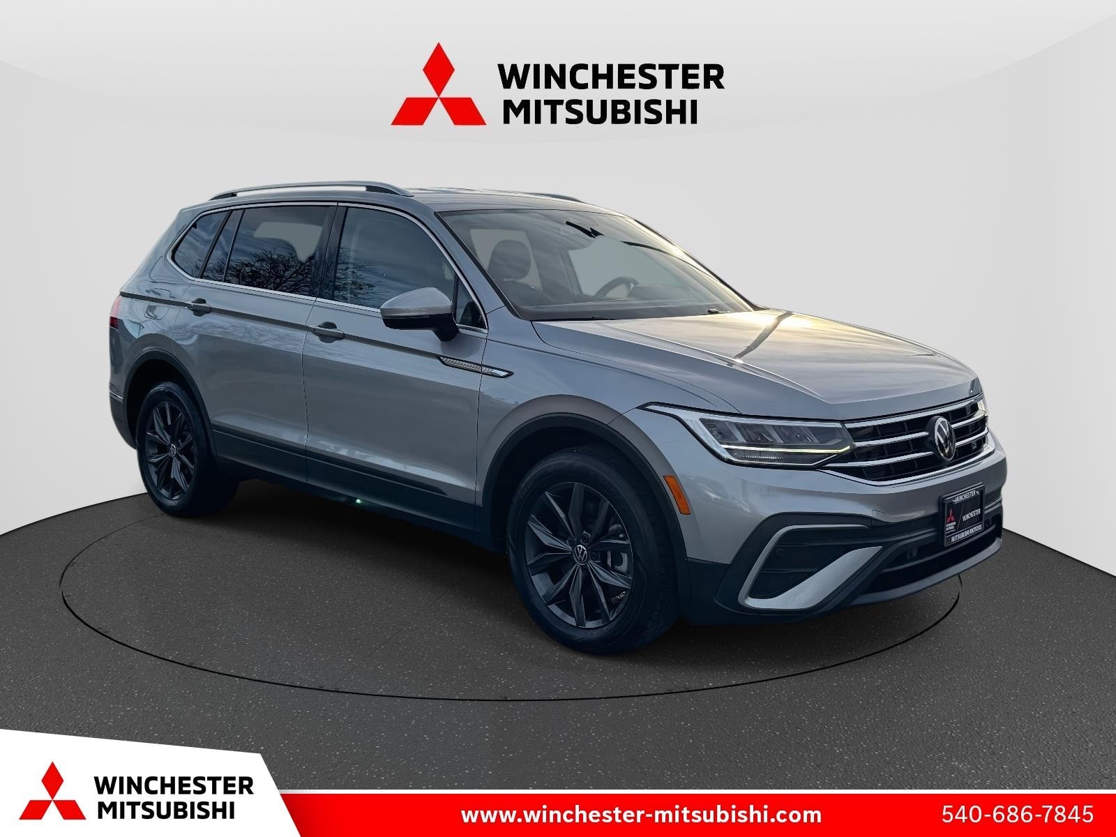 2022 Volkswagen Tiguan SE's photo