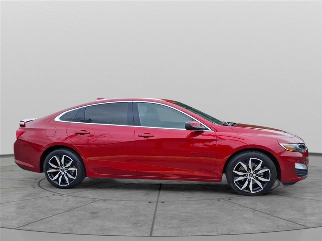 2024 Chevrolet Malibu RS photo 4