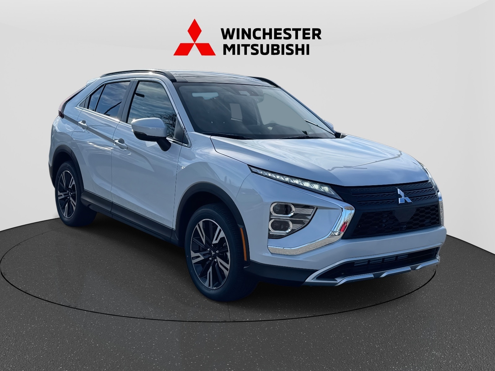 2026 Mitsubishi Eclipse Cross SE's photo