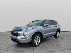 2025 Mitsubishi Outlander ES SUV