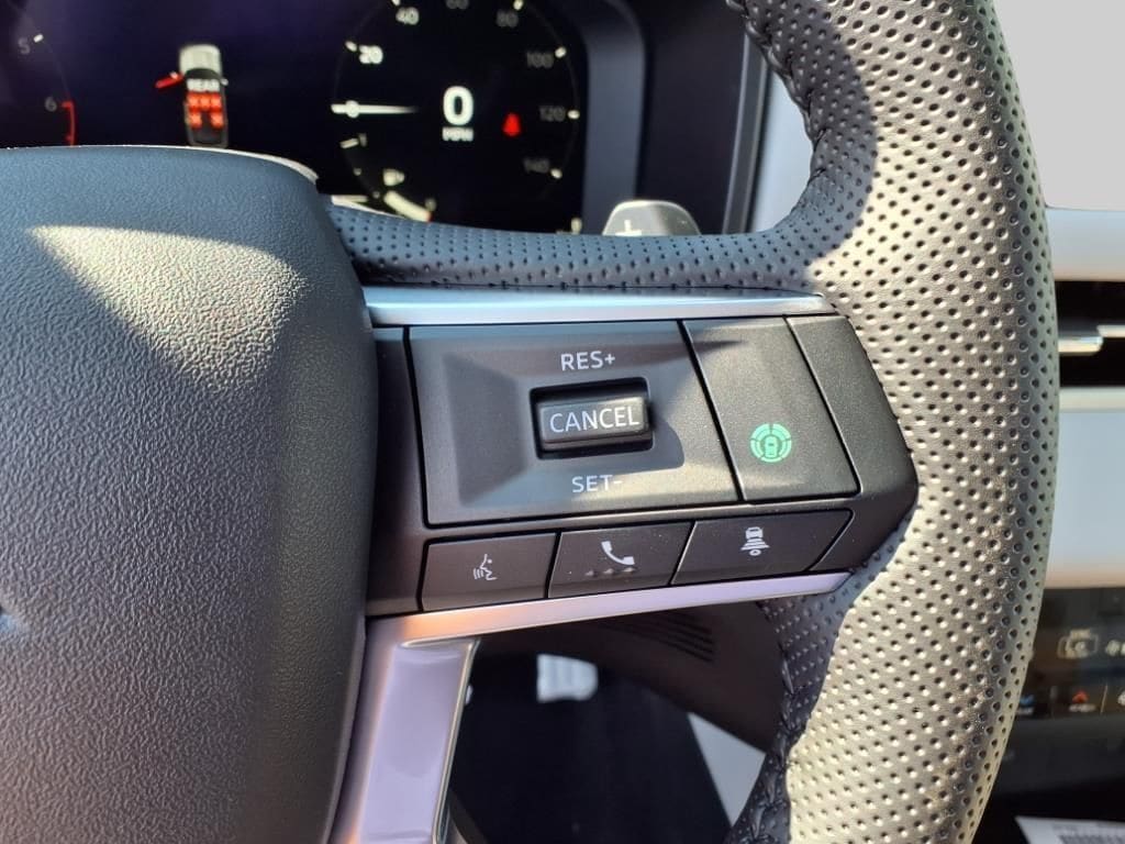 2025 Mitsubishi Outlander SEL Platinum Edition - Photo 20
