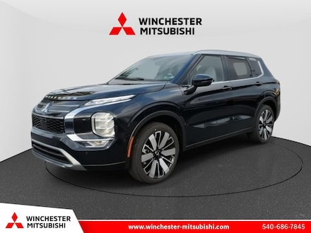 2025 Mitsubishi Outlander Platinum Edition SUV