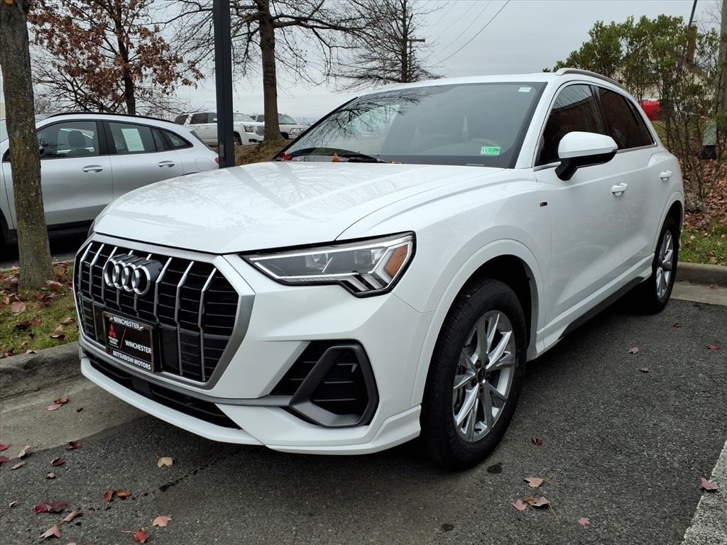 2025 Audi Q3 S Line Premium's photo