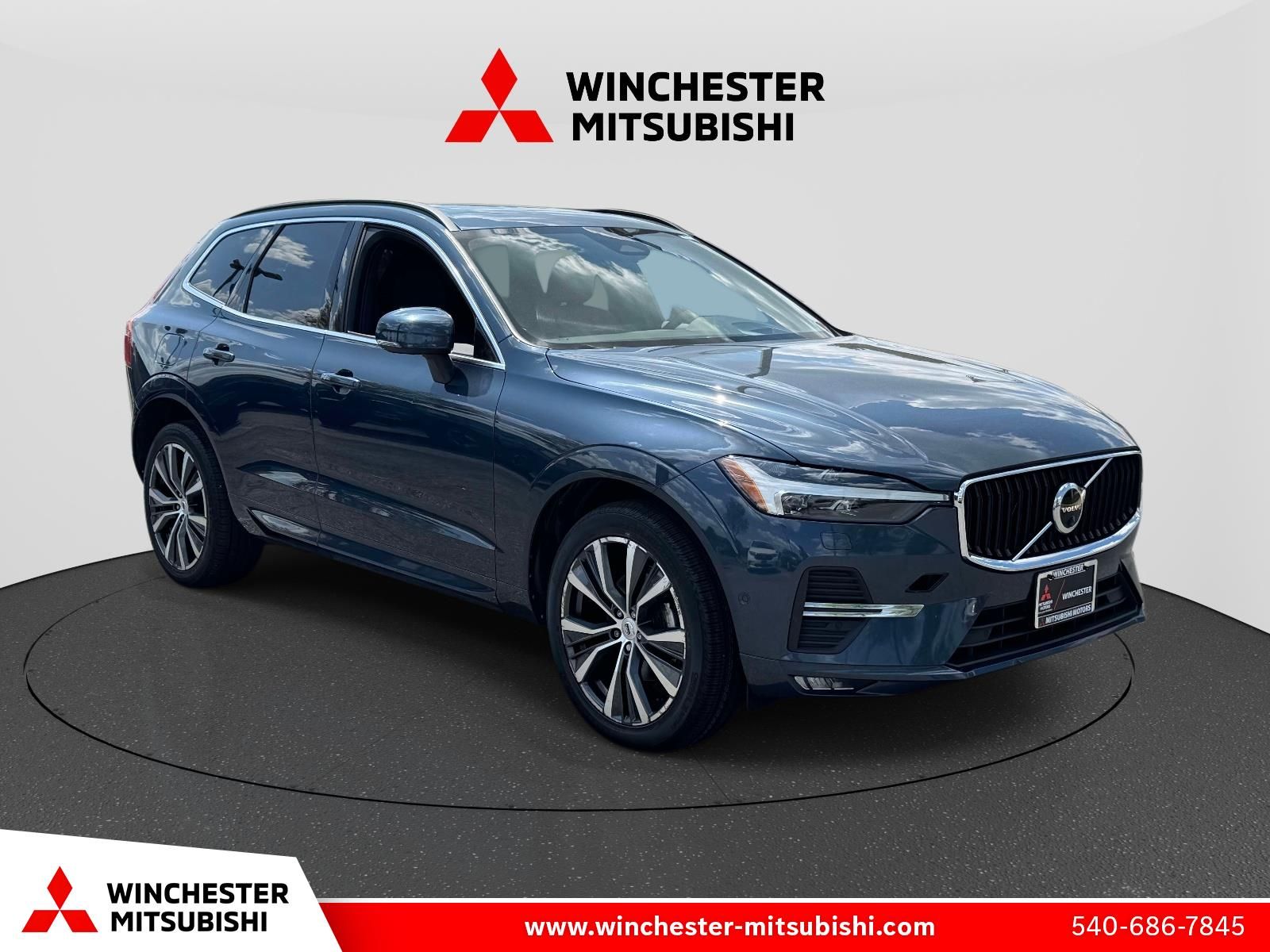 2022 Volvo XC60 B5 Momentum AWD's photo