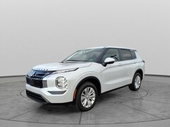 2025 Mitsubishi Outlander ES SUV