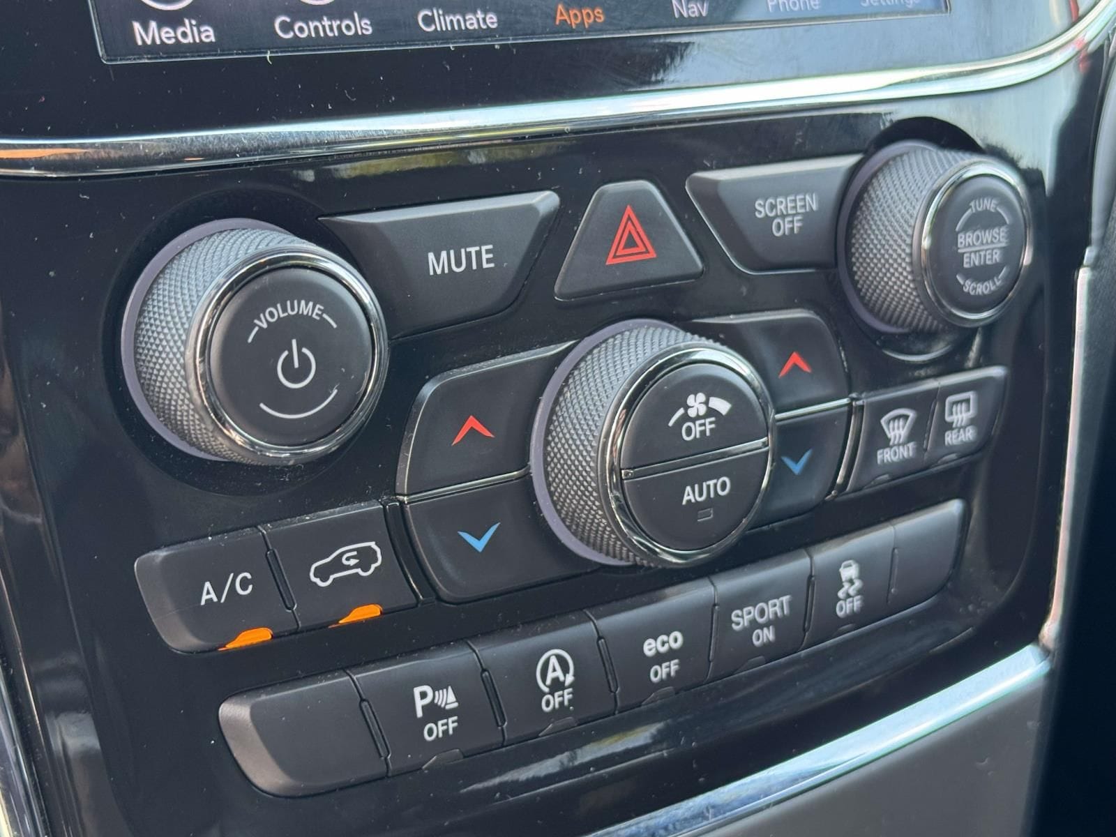 2021 Jeep Grand Cherokee Laredo X - Photo 18