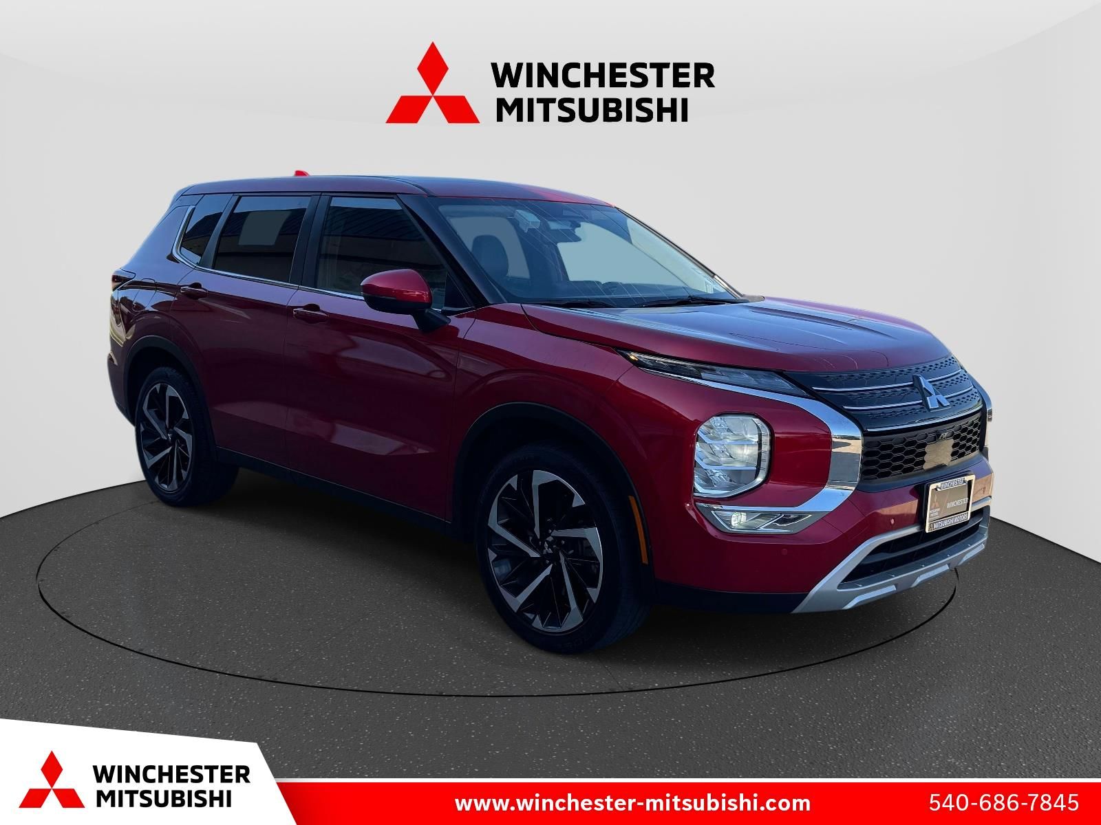 2023 Mitsubishi Outlander SE 2WD's photo