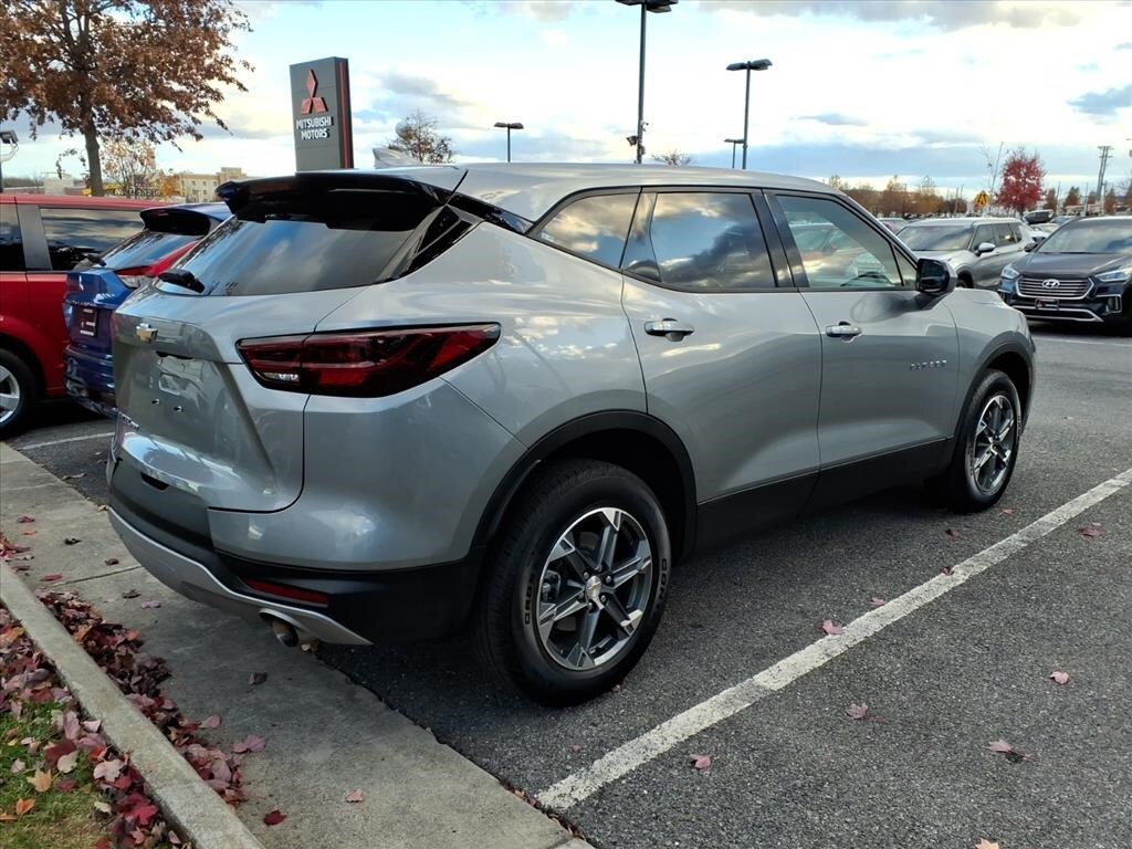 2025 Chevrolet Blazer 2LT photo 3