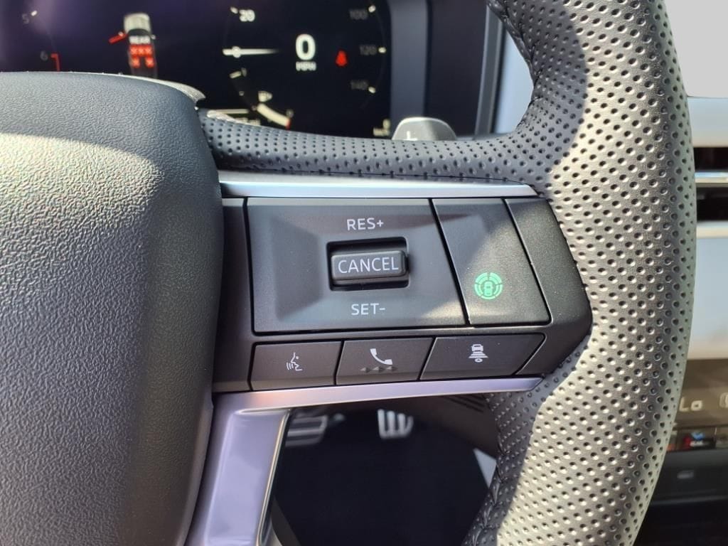 2025 Mitsubishi Outlander SEL Platinum Edition - Photo 20