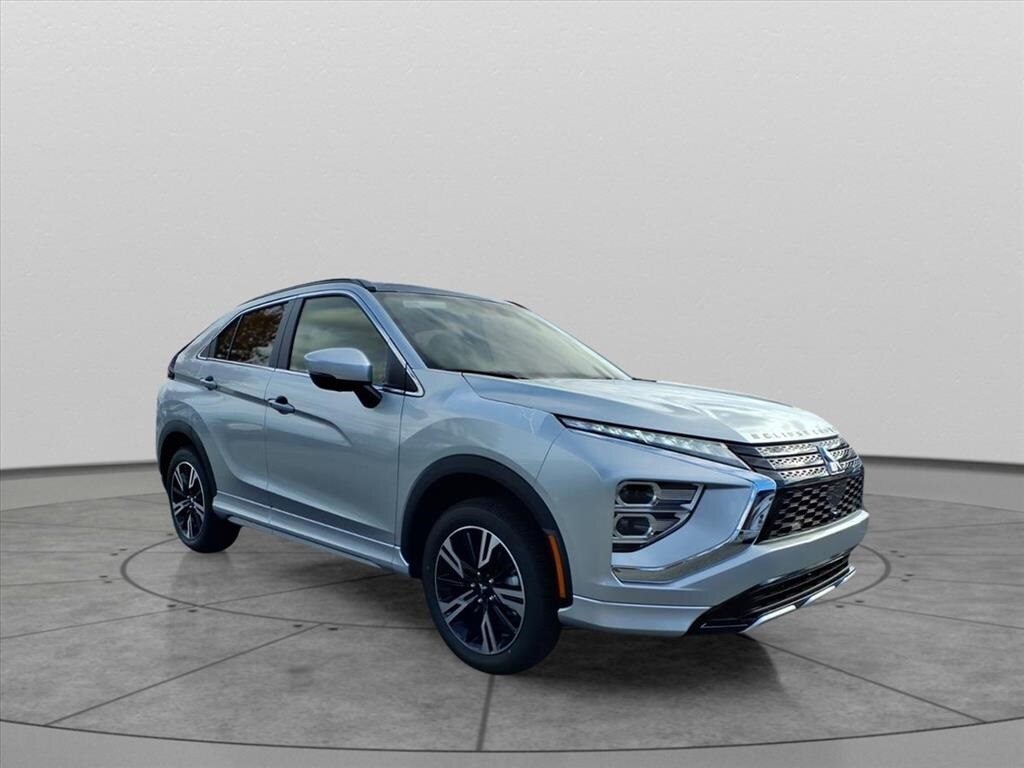 2026 Mitsubishi Eclipse Cross SEL photo 3