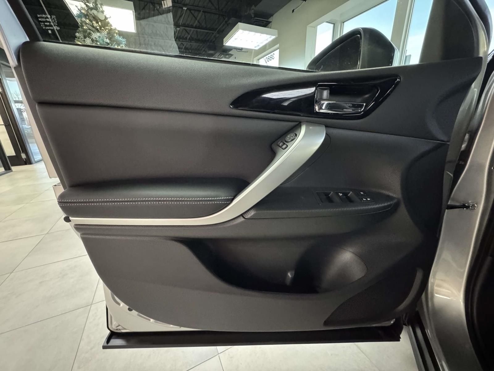 2026 Mitsubishi Eclipse Cross SE - Photo 8