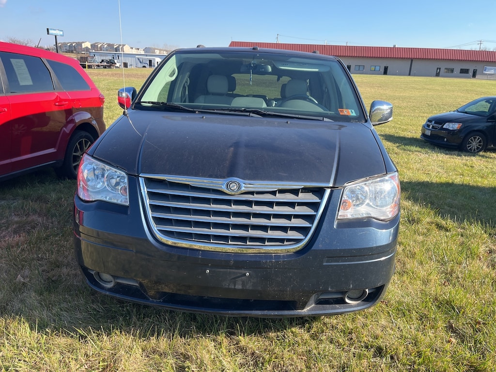 Used 2008 Chrysler Town & Country Touring Minivan/Van