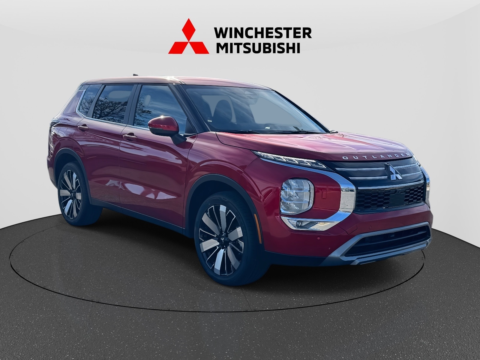 2025 Mitsubishi Outlander SE's photo