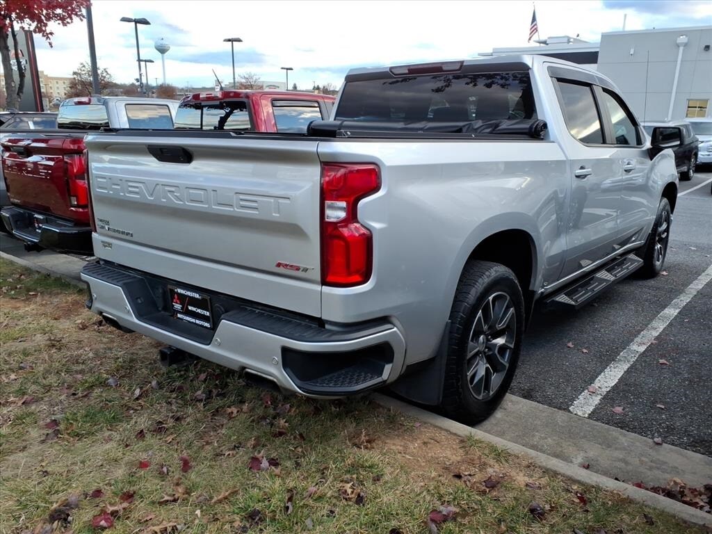 2020 Chevrolet Silverado 1500 RST photo 3
