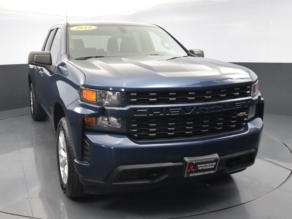 Used 2019 Chevrolet Silverado 1500 Custom with VIN 1GCRYBEH1KZ203987 for sale in Winchester, VA