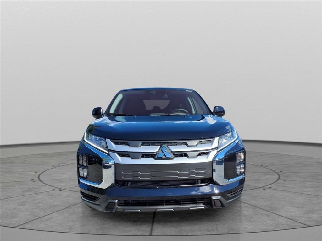 2025 Mitsubishi Outlander Sport ES photo 2