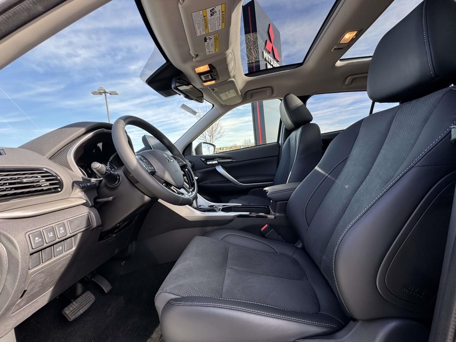 2026 Mitsubishi Eclipse Cross SE - Photo 8
