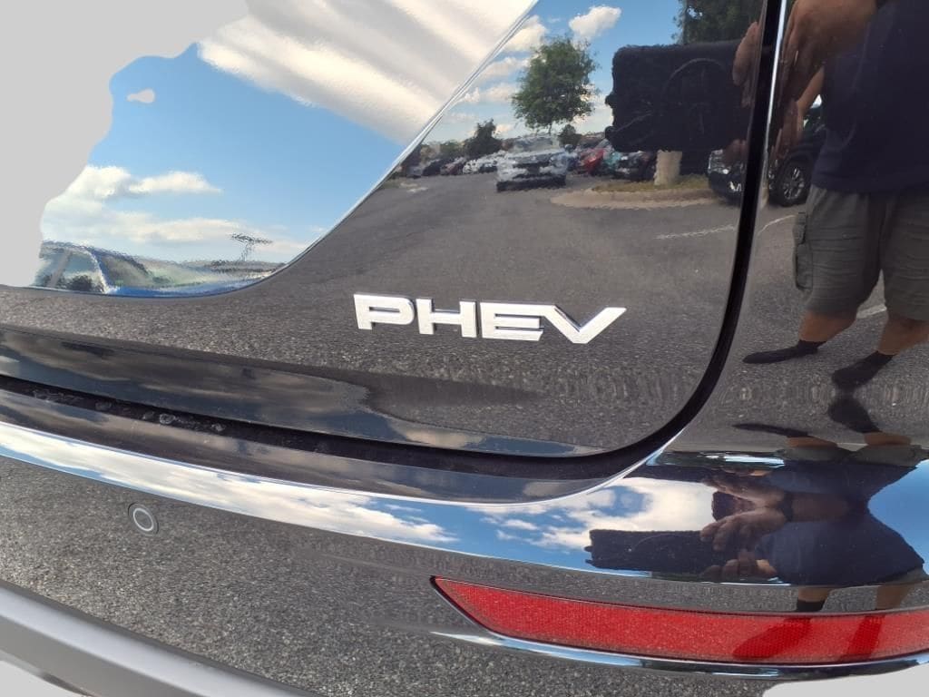 2025 Mitsubishi Outlander Plug-in Hybrid ES - Photo 8