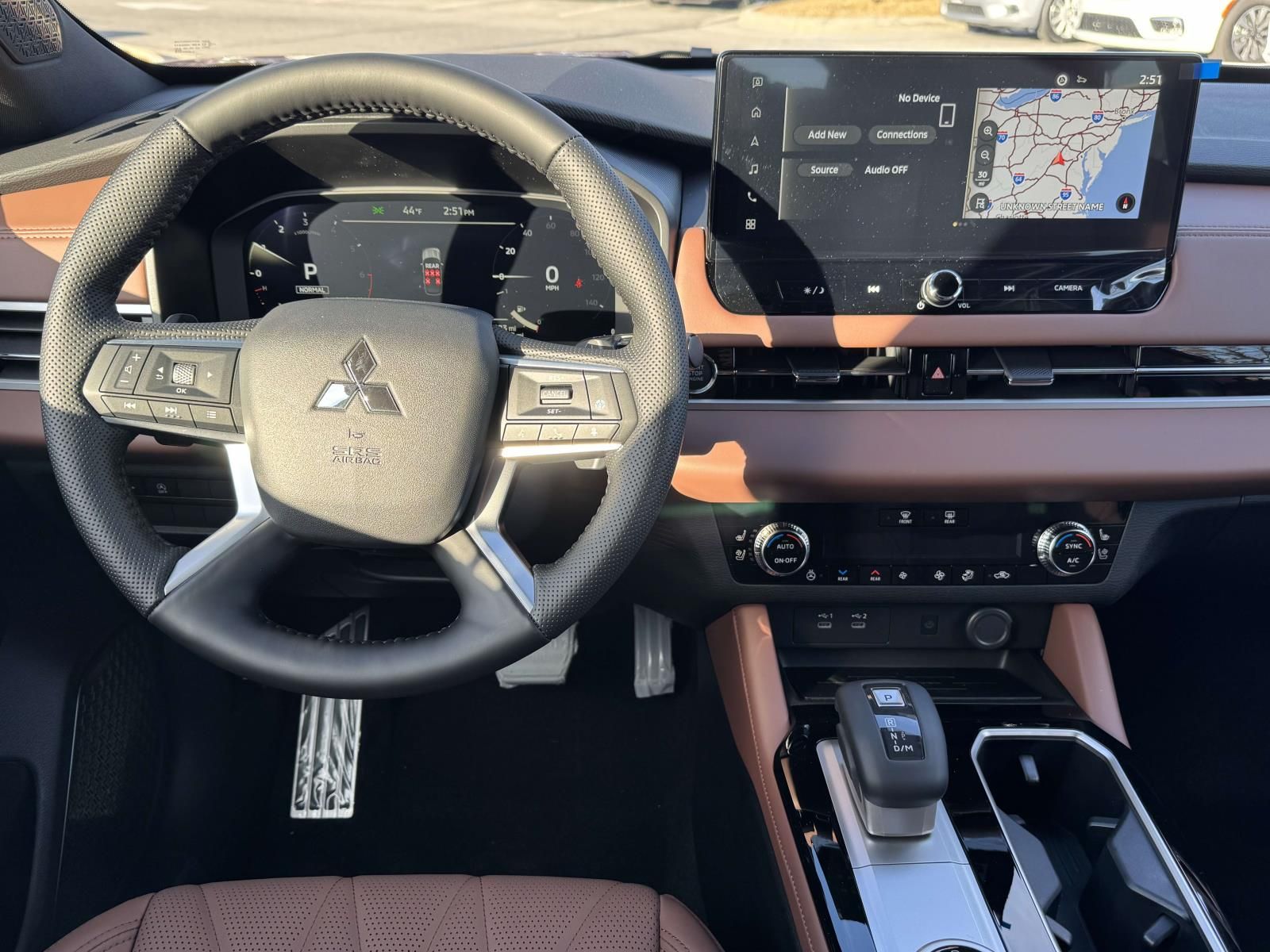 2026 Mitsubishi Outlander SEL - Photo 10