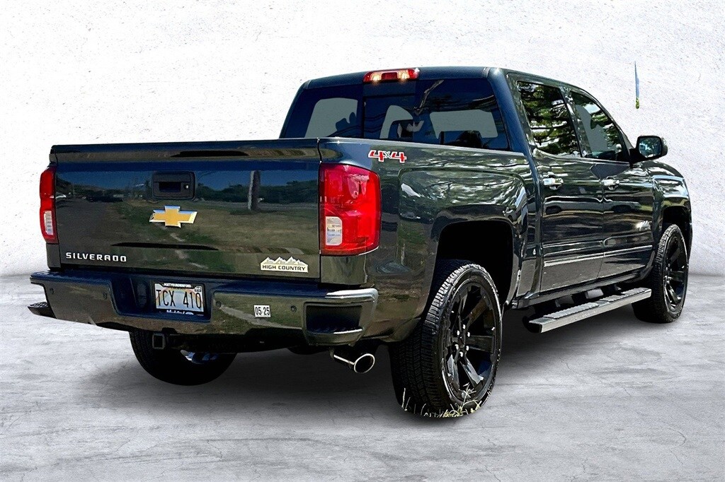 Image 2 of 2017 Chevrolet Silverado 1500 High Country Truck Crew Cab