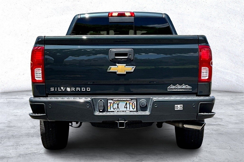 Image 4 of 2017 Chevrolet Silverado 1500 High Country Truck Crew Cab