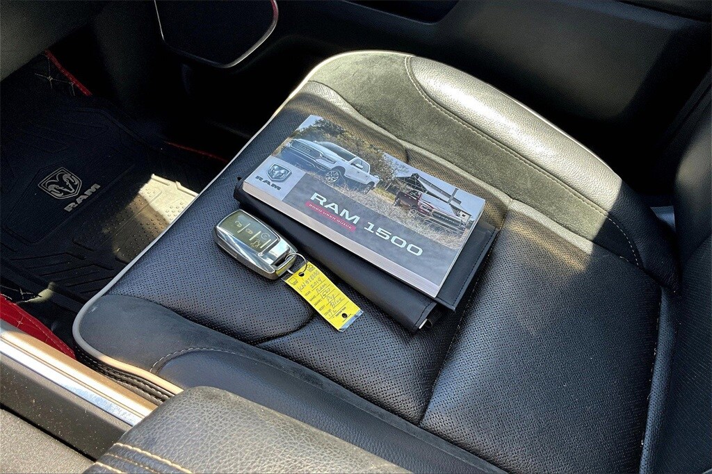 Image 10 of 2019 Ram 1500 Laramie Truck Crew Cab
