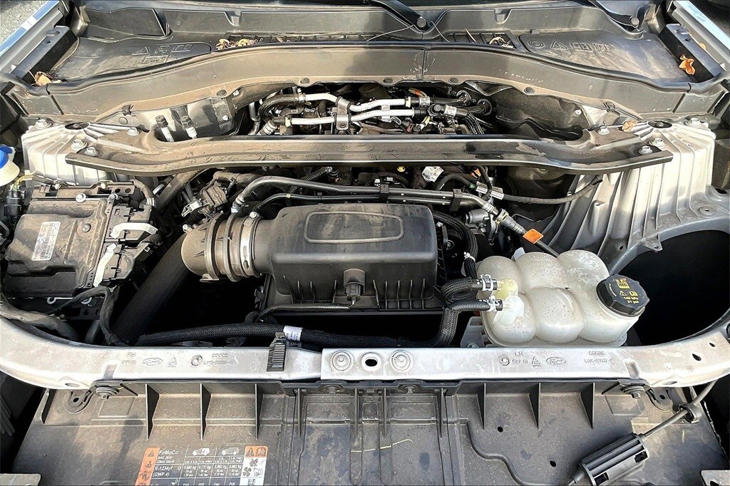 Image 9 of 2021 Ford Explorer Limited SUV
