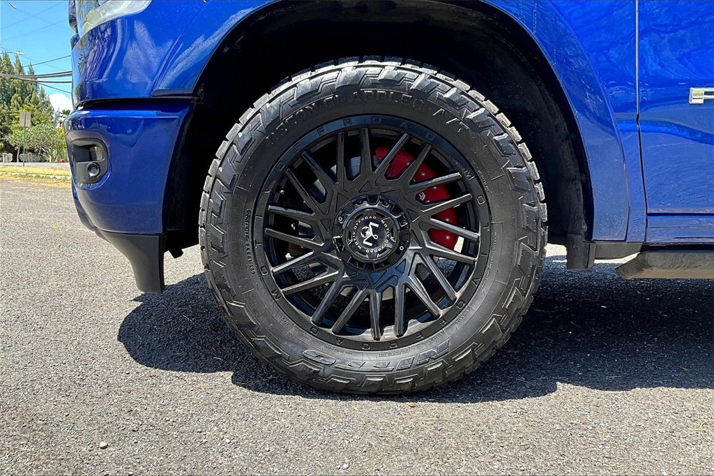 Image 8 of 2019 Ram 1500 Laramie Truck Crew Cab