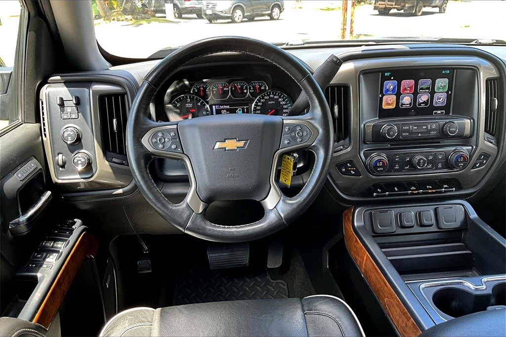Image 5 of 2017 Chevrolet Silverado 1500 High Country Truck Crew Cab
