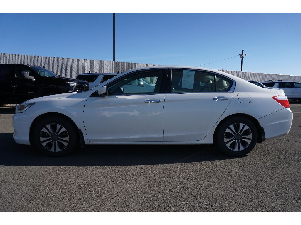 Used 2013 Honda Accord LX with VIN 1HGCR2F36DA064786 for sale in Ellensburg, WA