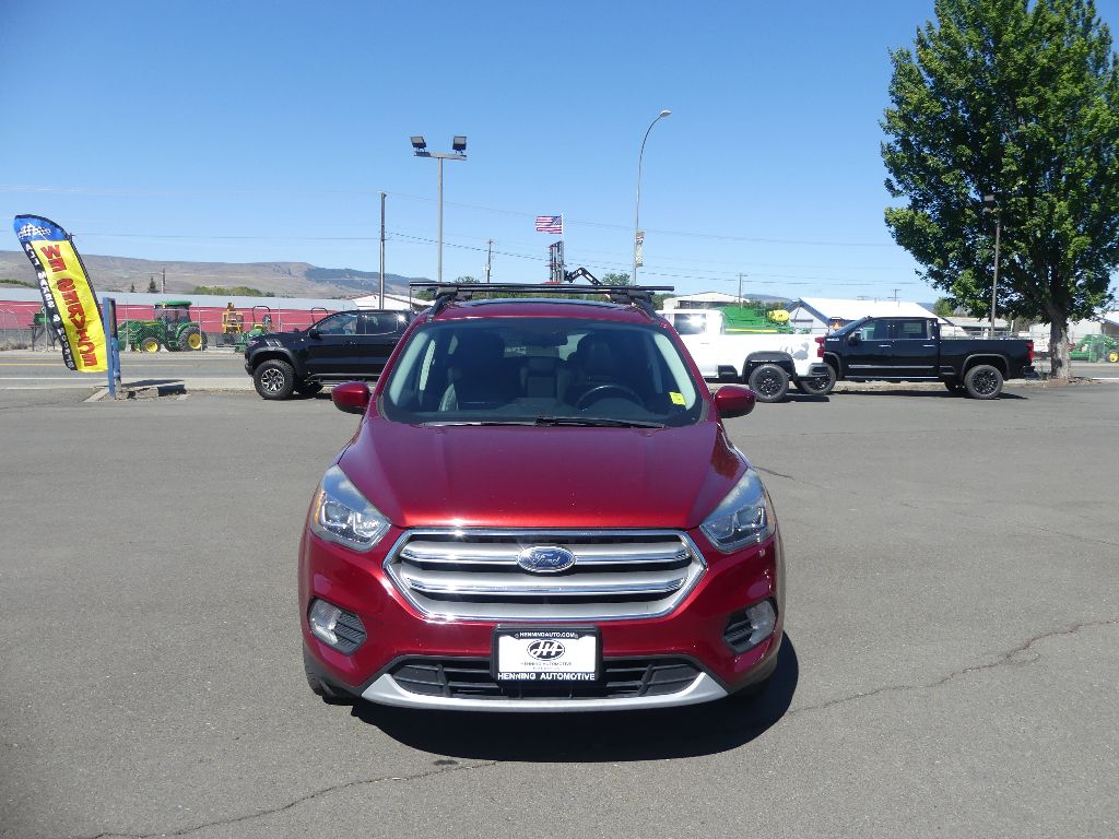 Used 2017 Ford Escape SE with VIN 1FMCU0GD6HUC62874 for sale in Ellensburg, WA