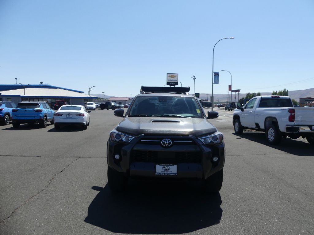 Used 2021 Toyota 4Runner Venture with VIN JTEHU5JR2M5881676 for sale in Ellensburg, WA