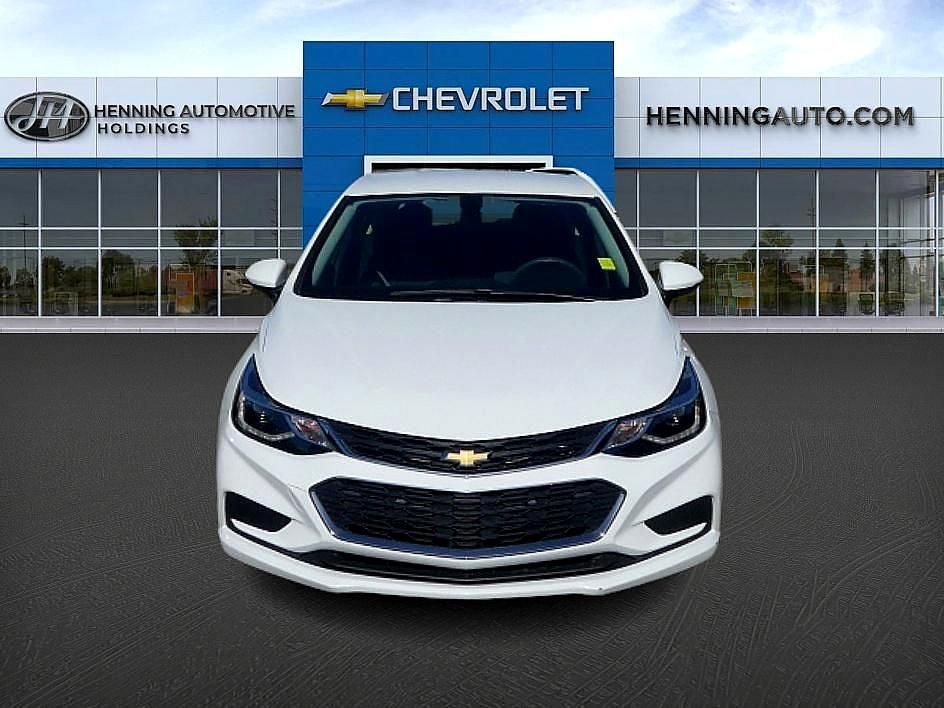 Used 2018 Chevrolet Cruze LT with VIN 3G1BE6SM7JS635104 for sale in Ellensburg, WA