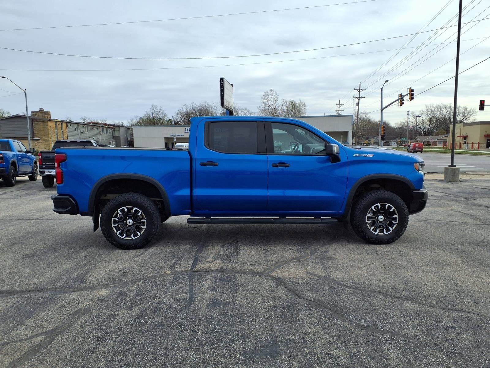 2024 Chevrolet Silverado 1500 ZR2 - Photo 6